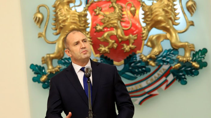 И в Световния ден на здравето: Радев пак не пропусна критика
